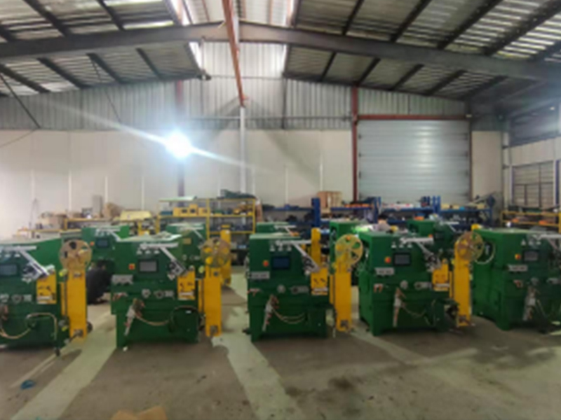 เครื่องพัน CNC กึ่งอัตโนมัติสำหรับการใช้งาน SWG